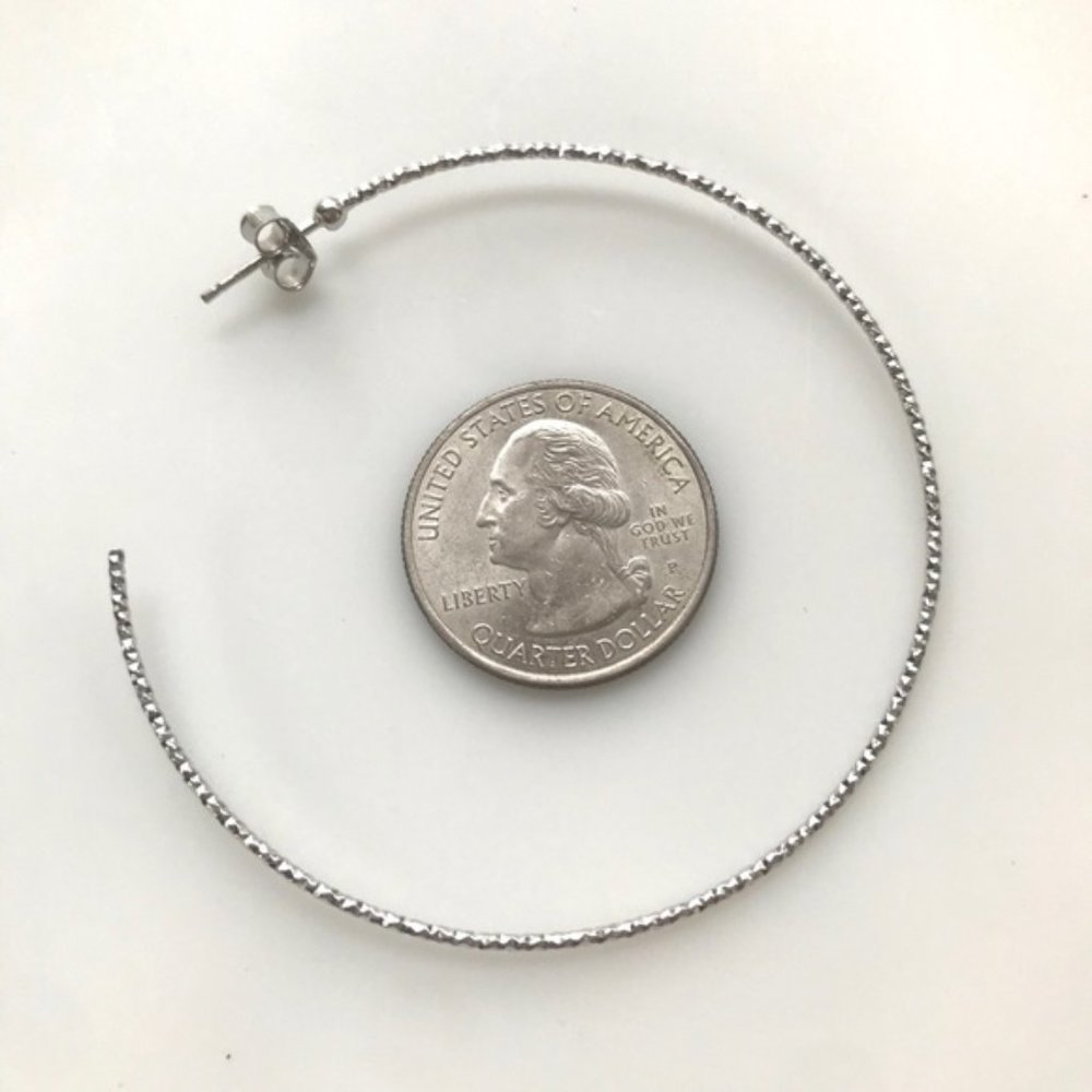 NWT Very large sterling 2.5" diamond-cut hoops - Picture 4 of 7